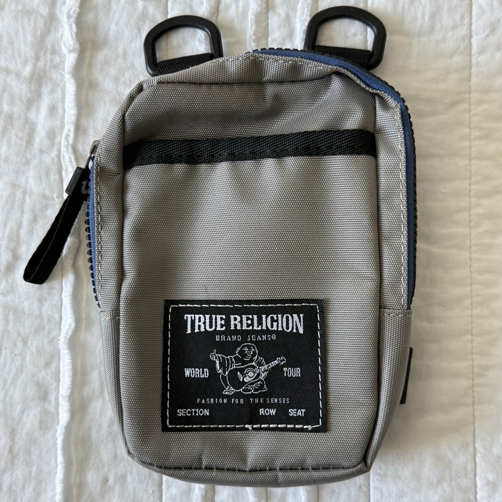 True Religion Small Crossbody Travel Bag World Tour Gray No Strap 5x8"‎